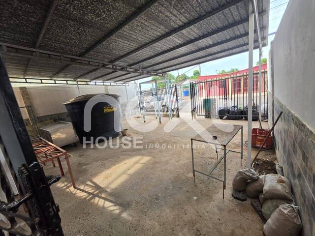 #4659 - CASA COMERCIAL para Venta en Maracaibo - V