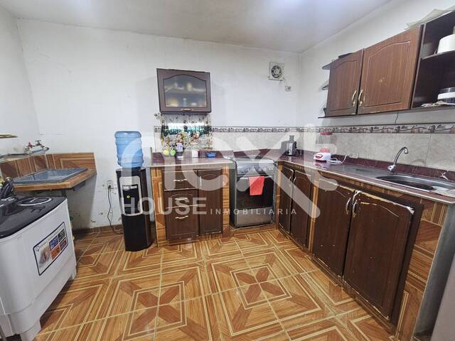 EDIFICIO COMERCIAL para Venta en Cabimas - 4