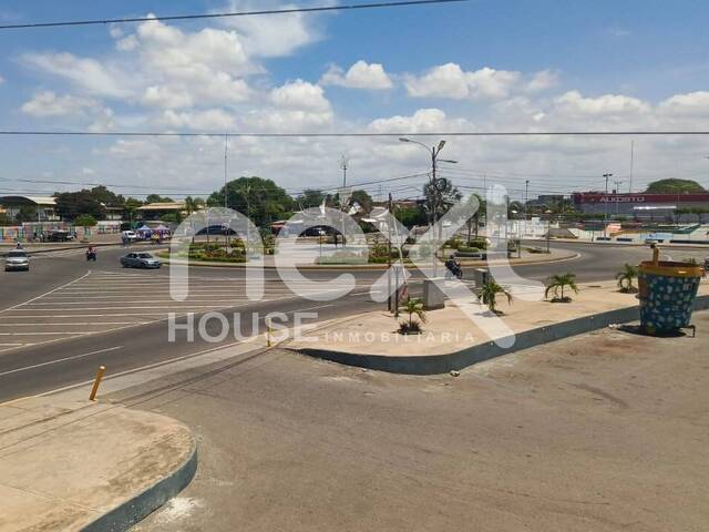 #4678 - LOCAL COMERCIAL para Venta en San Francisco - V