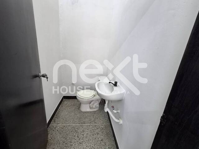 LOCAL COMERCIAL para Alquiler en Cabimas - 2