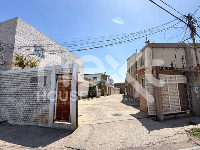 #4841 - TOWNHOUSE para Venta en Maracaibo - V