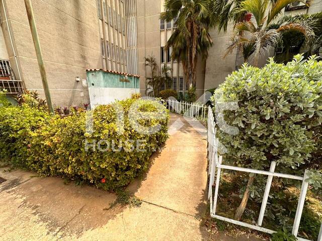 #4859 - APARTAMENTO para Venta en Maracaibo - V