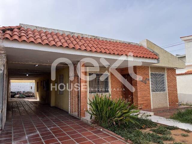 #4878 - CASA para Venta en Maracaibo - V