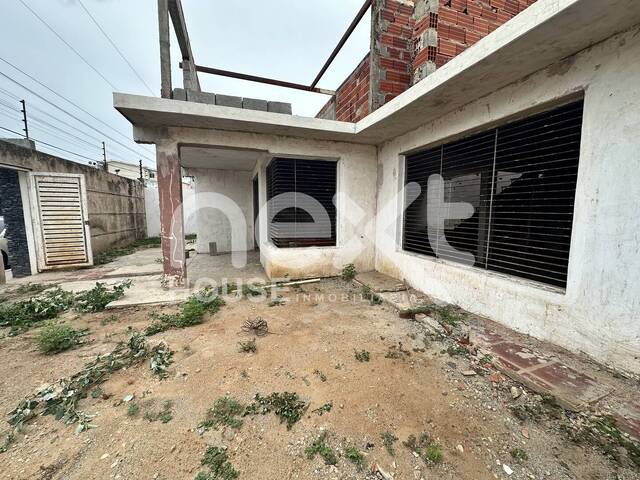 #4892 - CASA para Venta en Ciudad Ojeda - V