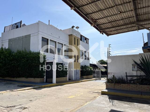 #4909 - EDIFICIO COMERCIAL para Venta en Maracaibo - V