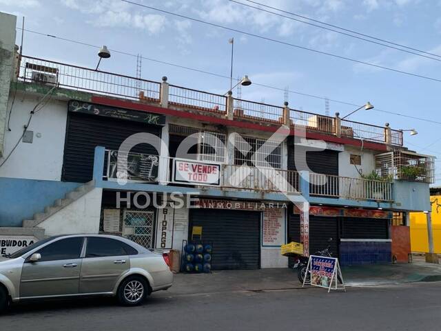 #4936 - LOCAL COMERCIAL para Venta en Maracaibo - V