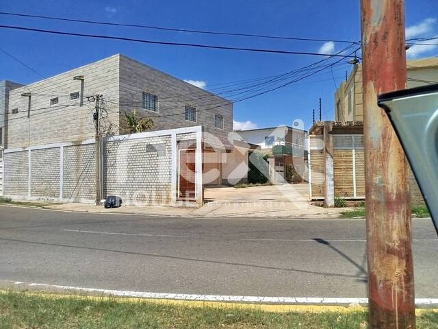#4957 - TOWNHOUSE para Venta en Maracaibo - V