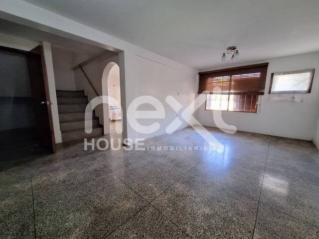 TOWNHOUSE para Alquiler en Ciudad Ojeda - 3
