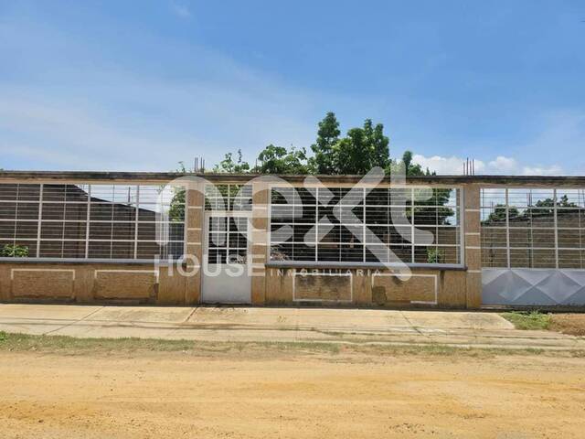#4748 - TERRENO para Venta en Cabimas - V