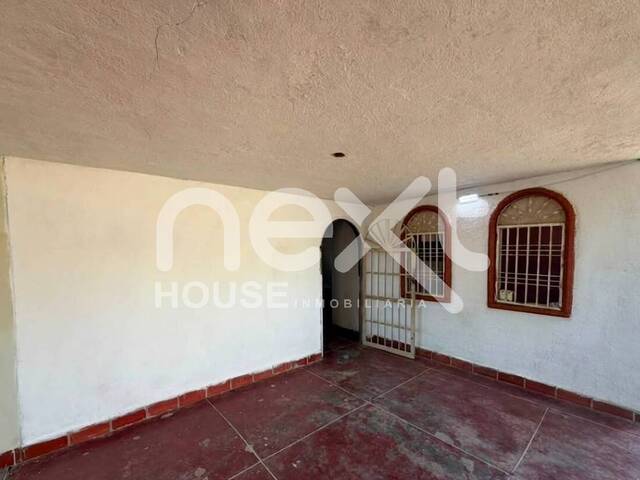 #5004 - CASA COMERCIAL para Venta en Maracaibo - V