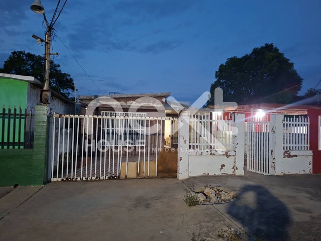 #5062 - CASA para Venta en Maracaibo - V - 3