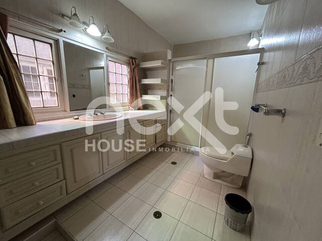#2148 - APARTAMENTO para Alquiler en Ciudad Ojeda - V