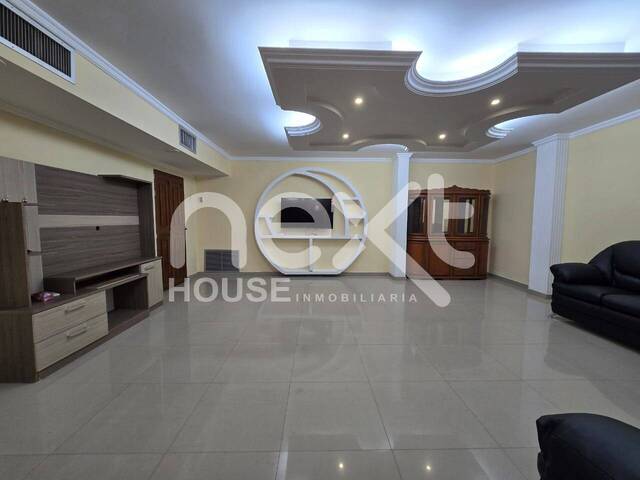 Venta en Avenida Arterial - Ciudad Ojeda